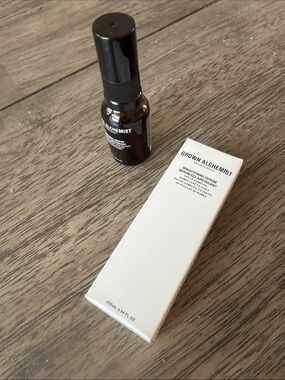 Grown Alchemist White Box with Black Serum Bottle